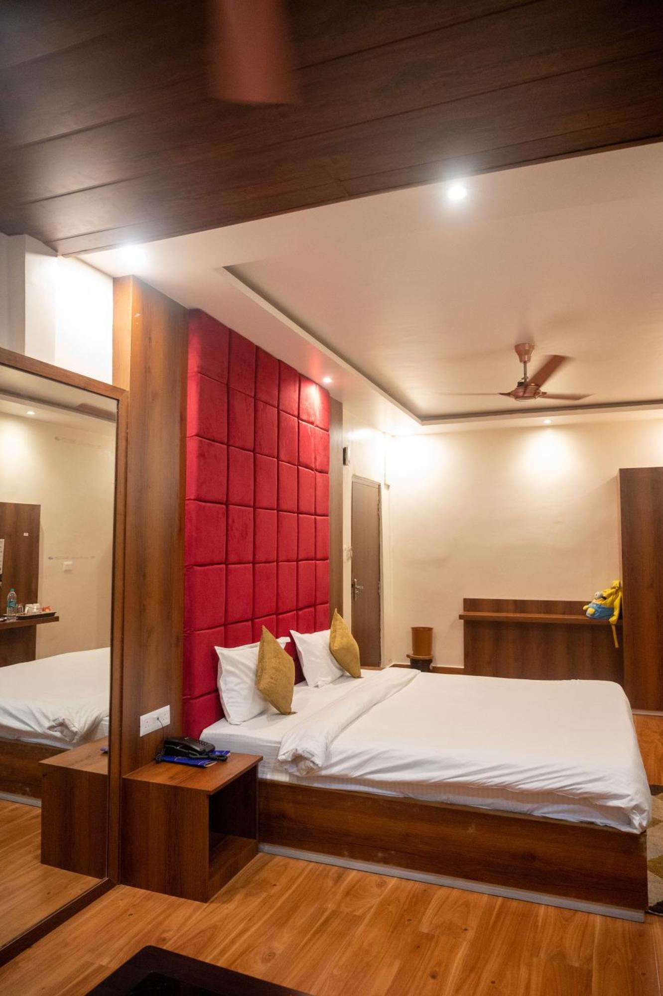 Kiran Palace 3* Varanasi